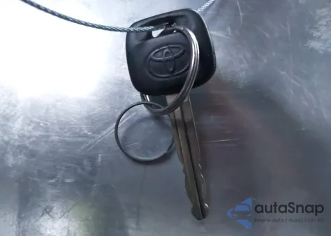 2004 Toyota Highlander V6 z USA, uszkodzony, nr VIN JTEEP21A340064863